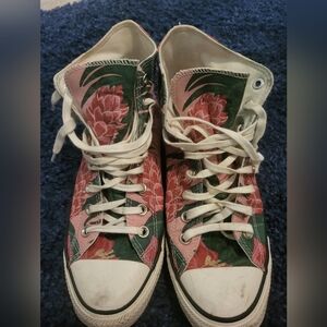 Floral Print Hi Top Converse M 9.5/ W 11.5